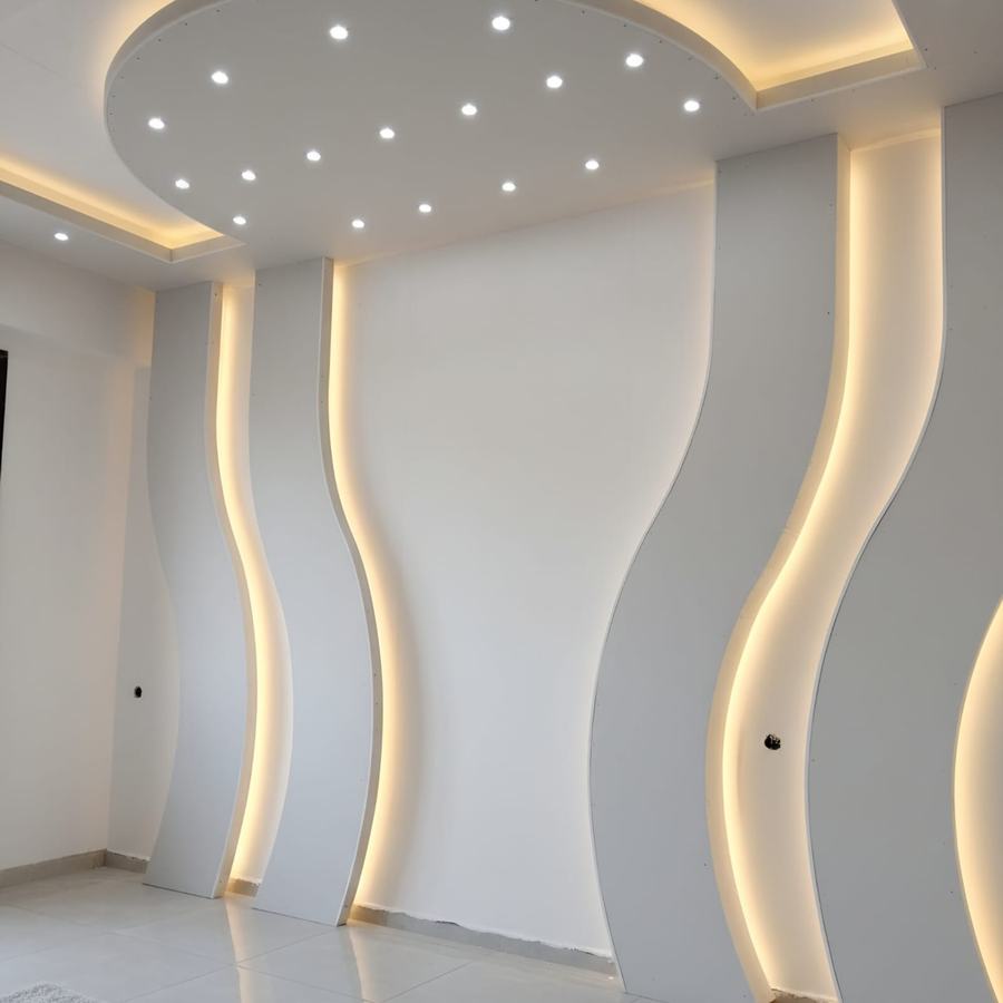 Dalgalı formda ışıklı dekoratif duvar panelleri